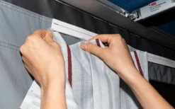 Fiamma Blocker Pro Vorderwand Mit Großem Fenster 23 Fiamma Blocker Pro Vorderwand Mit Großem Fenster -Berger Camping Geschaft 1180279 7005151