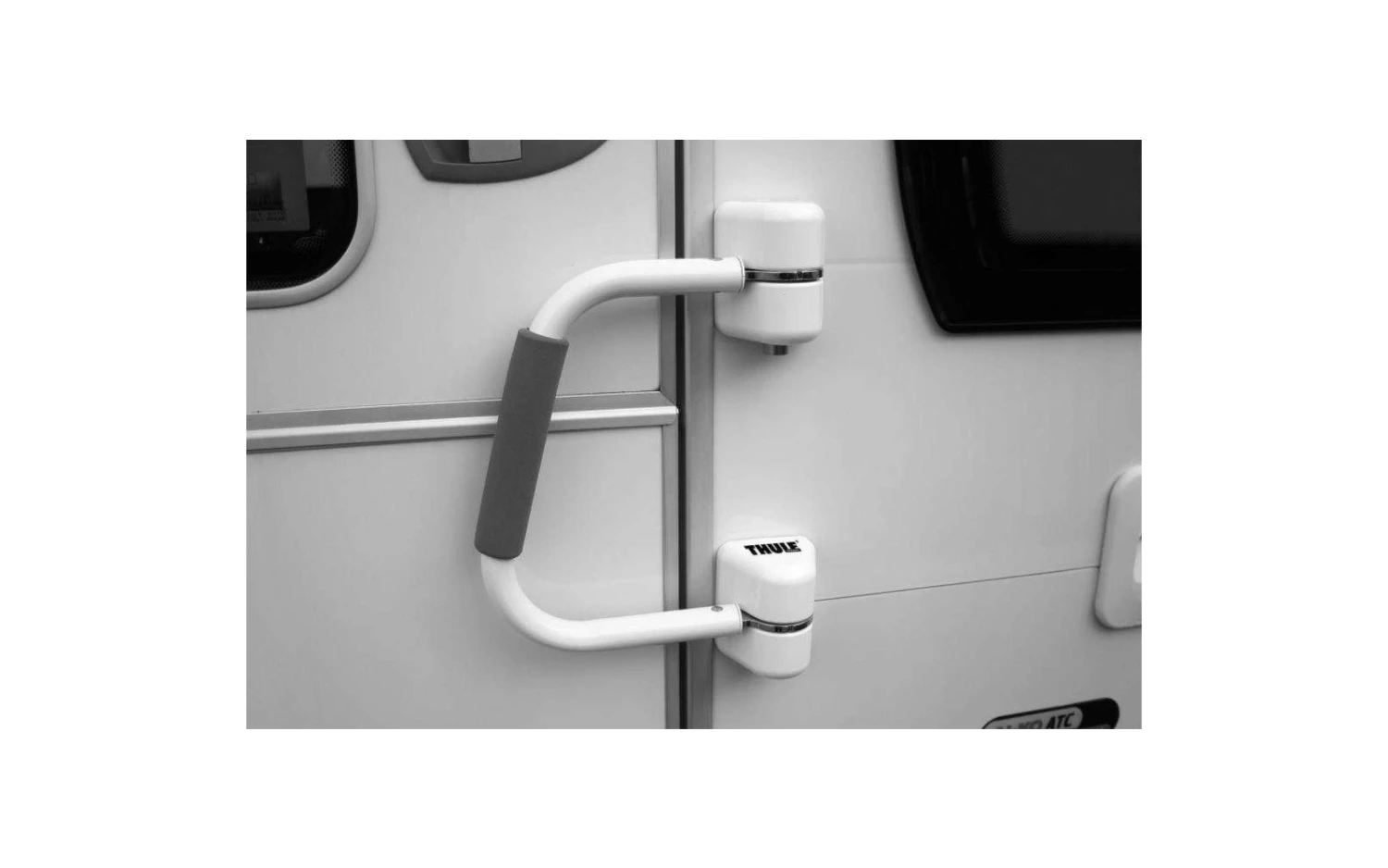 Thule Security Handrail Short Version Handlauf 3 Thule Security Handrail Short Version Handlauf – Bild 3