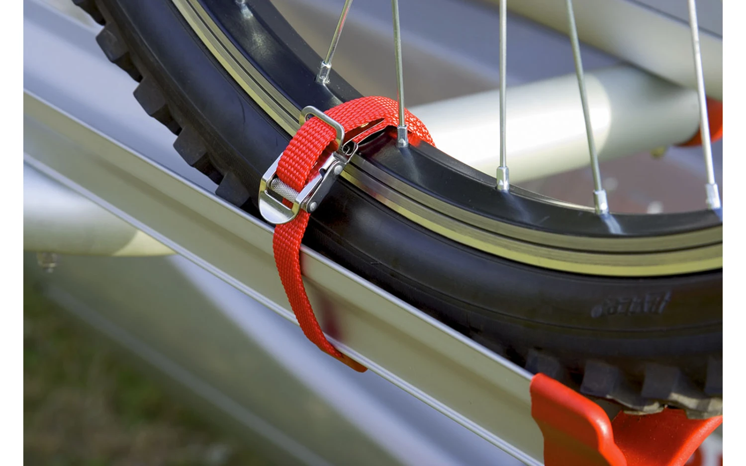 Fiamma Strip Antidiebstahlgurte Schwarz 2 Fiamma Strip Antidiebstahlgurte Schwarz – Bild 2